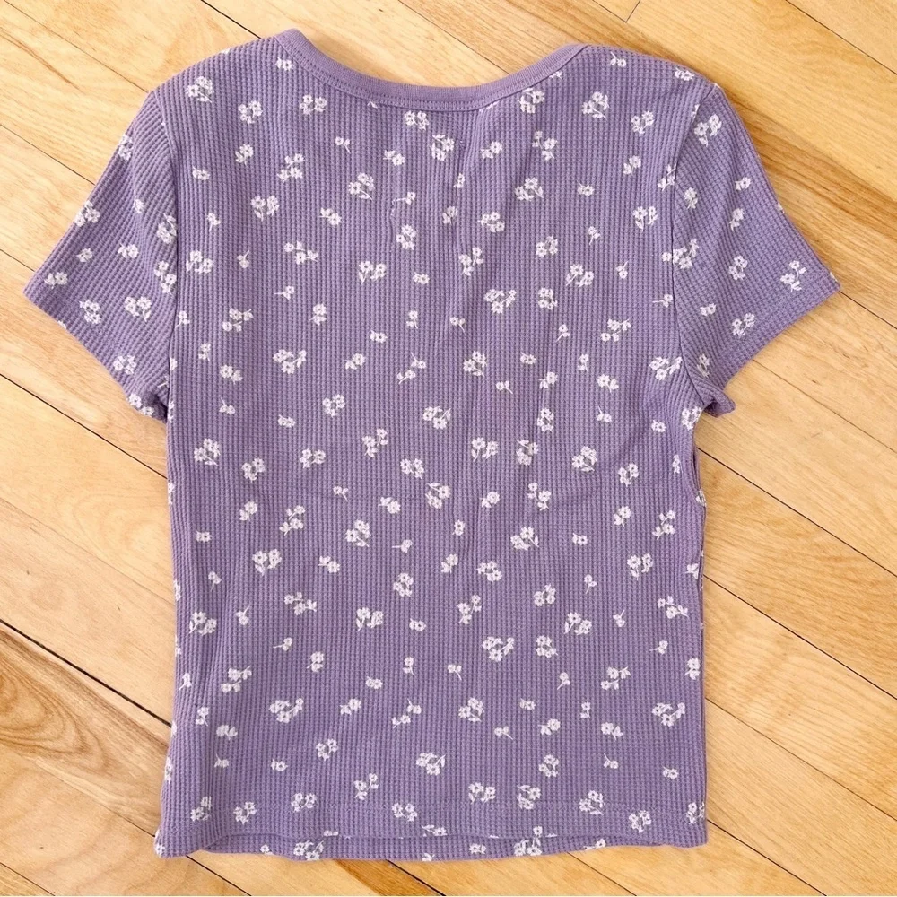 Gap Purple Floral Ribbed Tee - Size L - Picture 3 of 3